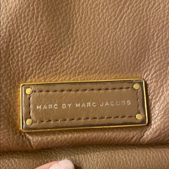 Marc Jacob too hot to handle crossbody - Picture 3 of 8